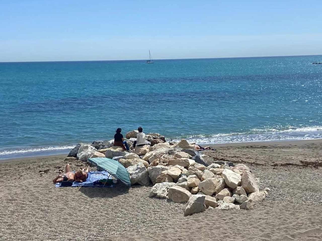 Mar En Calma Benalmadena公寓 外观 照片